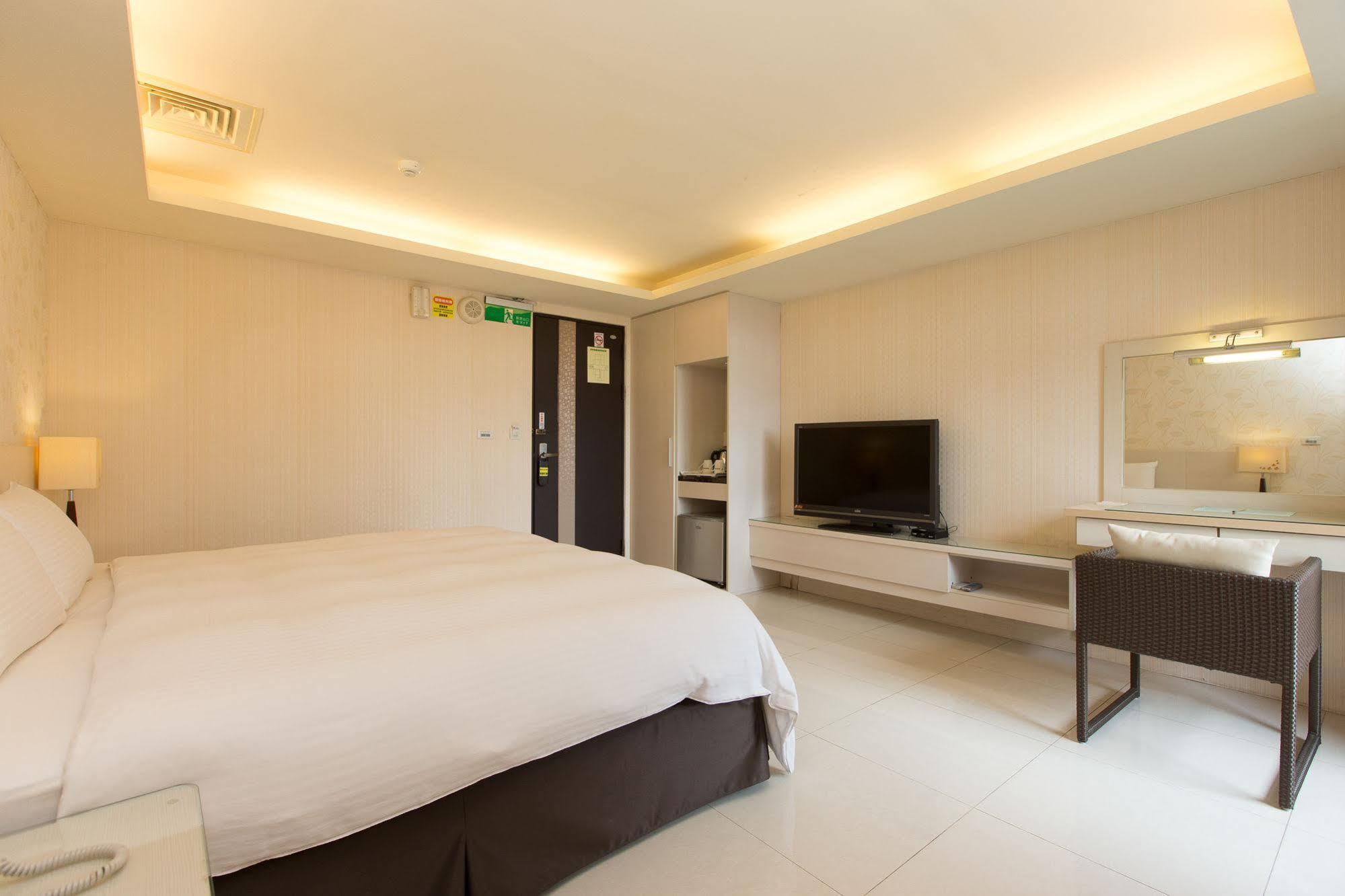 F Hotel - Саньи Экстерьер фото